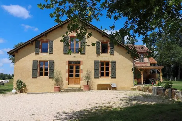 דירה Montesquiou Chambres D Hotes Puchouaou Tilleul Sur Le Chemin De Saint Jacques De Compostelle